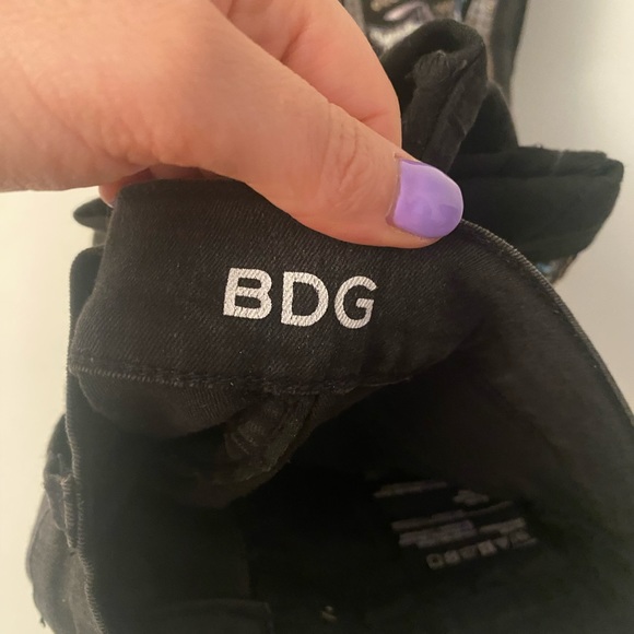 Honestly the coolest jeans I own - Picture 4 of 9